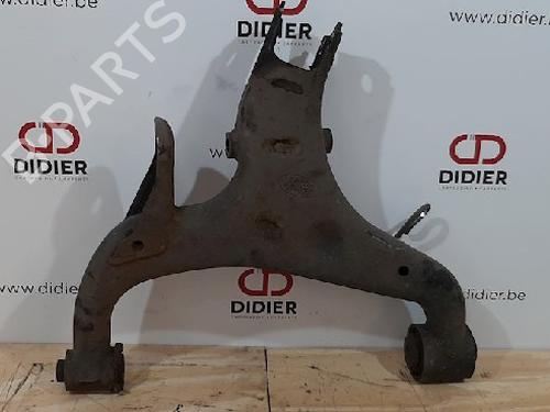 Used Right rear suspension arm LAND ROVER DISCOVERY IV (L319) 3.0 SDV6 4x4 (256 hp) 10877929