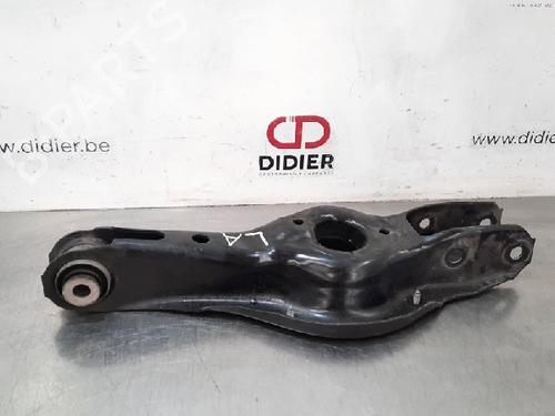 Venstre bagtil bærearm BMW 1 (F20) 114 d (95 hp) 10887165