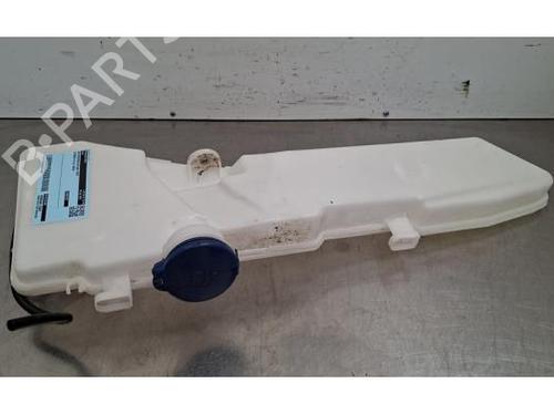 Used Windscreen washer tank Windscreen washer tank CITROËN C4 III (BA_, BB_, BC_) ë-C4 (BCZKXC, BZCKSC) (136 hp) 35935168 35935168