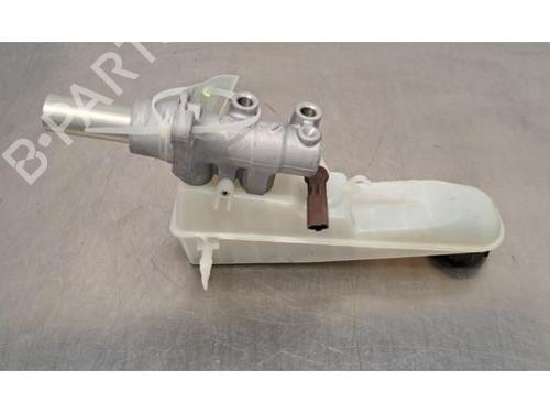 Brake master cylinder PEUGEOT EXPERT Van (V_) 2.0 BlueHDi 145 | BP29493732M77 