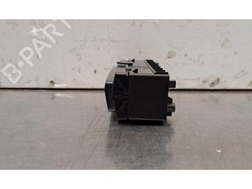 Warning switch AUDI Q4 E-TRON SUV (F4B) 45 quattro | BP37225621I22 - Image 6