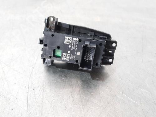 Switch BMW X4 (F26) xDrive 20 d | BP10884457I30 