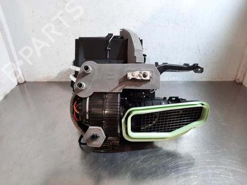 Used Heater matrix box PEUGEOT 308 III (FB_, FH_, FP_, F3_, FM_) PureTech 130 (FPHNSL, FPHNST) (131 hp) 28613513