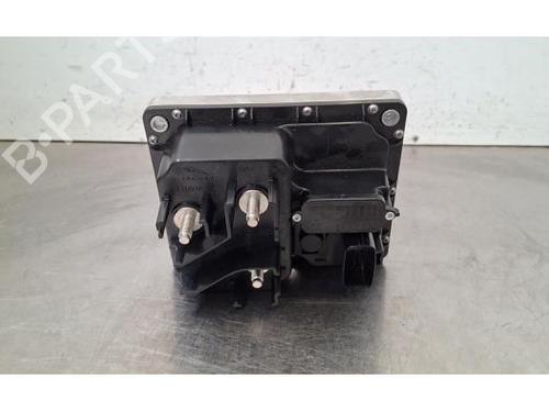 Used Fuse box Fuse box 39216843 39216843