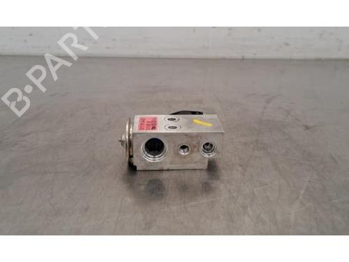 Used Electronic sensor HYUNDAI KONA (OS, OSE, OSI) EV (136 hp) 29493868