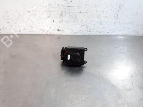 Switch BMW X5 (E70) 4.8 i xDrive | BP24511849I30 
