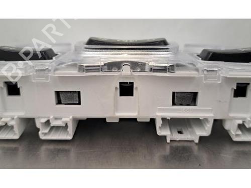 Interior roof light PEUGEOT 2008 II (UD_, US_, UY_, UJ_, UR_, UC_) 1.2 PureTech 130 (USHNS, URHNS) | BP26968201I8