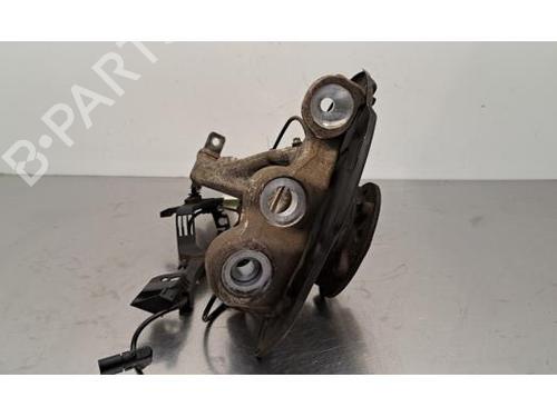 Left front steering knuckle MERCEDES-BENZ GLC (X253) 220 d 4-matic (253.915) | BP26171562M25 