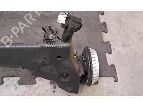 Rear axle RENAULT CLIO V (B7_) 1.5 Blue dCi 100 (B7AD) | BP39909408M2 - Image 3