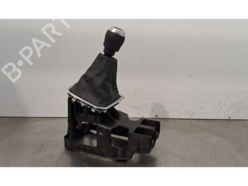 Used Gear lever DACIA SANDERO III 1.0 SCe 65 (67 hp) 30663413