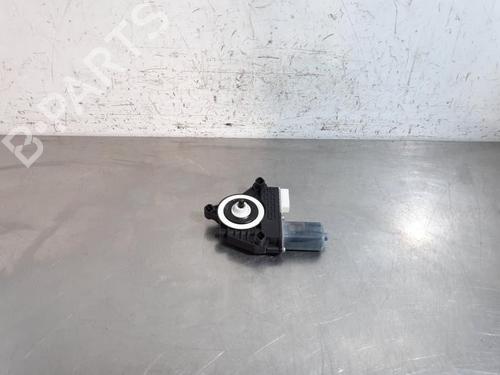 Used Electronic module BMW 1 (F40) 116 d (116 hp) 30310596