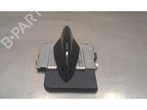 Antenne/Base Antenne/Base PEUGEOT 508 II (FB_, FH_, F3_) PureTech 130 (FBHNSR) (131 hp) 33927610 33927610