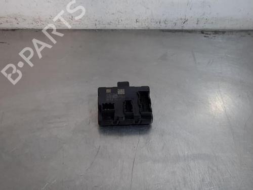 Used Electronic module Electronic module PEUGEOT 308 SW III (FC_, FJ_, FR_, F4_, FN_) 1.2 Hybrid 145 (145 hp) 40285652 40285652