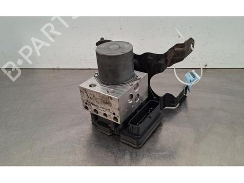 Used ABS pump ABS pump LAND ROVER RANGE ROVER VELAR (L560) 3.0 D300 MHEV 4x4 (300 hp) 33753054 33753054