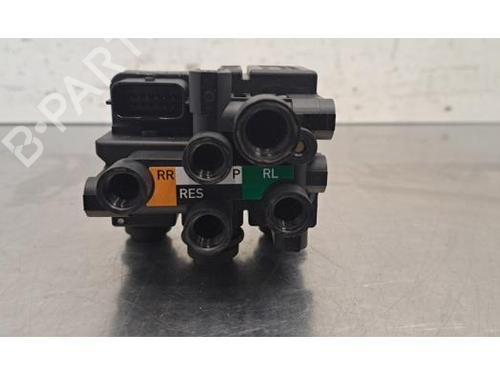 Electronic module LAND ROVER DEFENDER Station Wagon (L663) D200 MHEV 4x4 | BP40552678M83 - Image 3