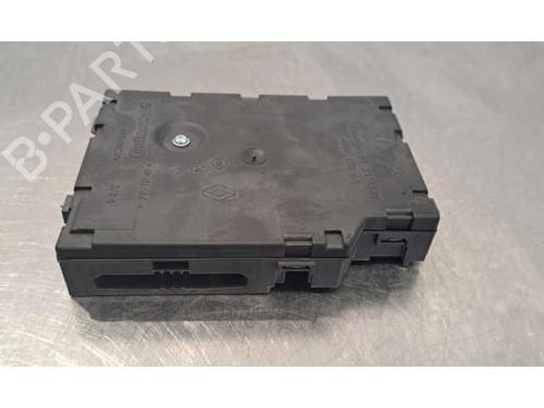 Kartenleser für RENAULT CAPTUR I (J5_, H5_) 1.5 dCi 90 (J5N4, J5M5, J5MW, J5M6, J5AL, J5AJ) (90 hp) 32850555