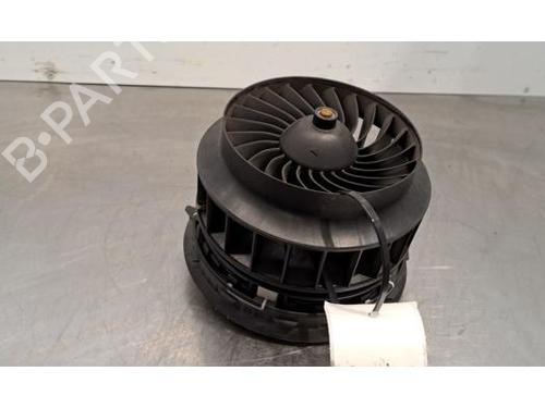 Used Heater blower motor Heater blower motor MERCEDES-BENZ GLC (X253) 200 d (253.913) (163 hp) 31842973 31842973