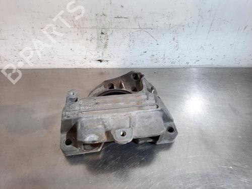Used Gearbox mount MERCEDES-BENZ B-CLASS Sports Tourer (W247) B 180 d (247.003) (116 hp) 20082144