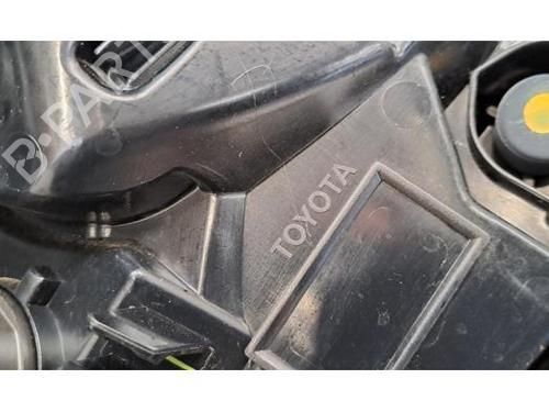 Højre baglygte TOYOTA YARIS (_P21_, _PA1_, _PH1_) 1.5 Hybrid (MXPH10, MXPH11) | BP29045336C35 