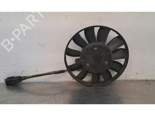 Used Radiator fan LAND ROVER RANGE ROVER SPORT II (L494) 3.0 SDV6 4x4 (306 hp) 24479367