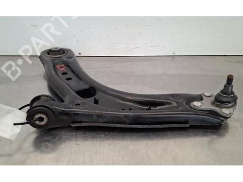 left-front-suspension-arm-vw-golf-viii-cd1-da1-2019-33247879 main image