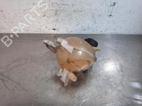 Used Expansion tank PEUGEOT 208 I (CA_, CC_) 1.0 VTi (68 hp) 23631627