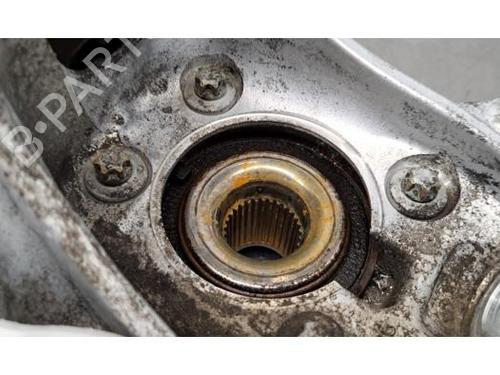 Left front steering knuckle MERCEDES-BENZ CLA (C118) CLA 200 (118.387) | BP29985002M25