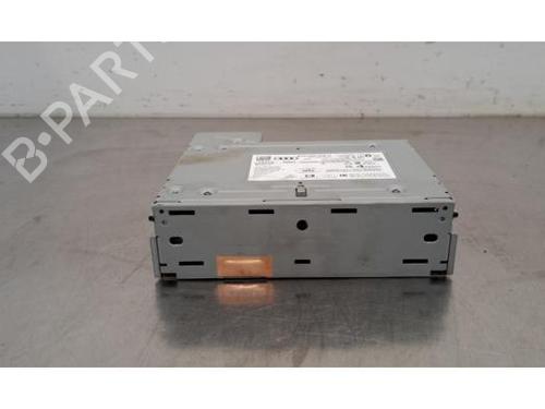 Radio AUDI A3 Limousine (8YS, 8YM) S3 TFSI quattro 8Y0035042C