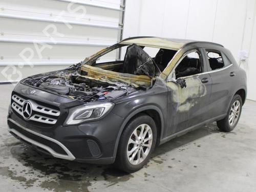 Brugte MERCEDES-BENZ GLA-CLASS (X156)  GLA 180 (156.942)  4611790
