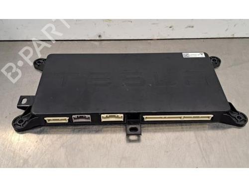 Elektronisk modul TESLA MODEL X (5YJX) EV AWD (796 hp) 30532591