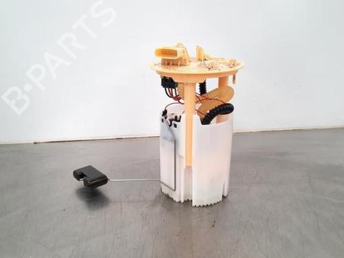 Used Fuel pump RENAULT MEGANE IV Grandtour (K9A/M/N_) 1.5 Blue dCi 95 (K9A2) (95 hp) 23643305