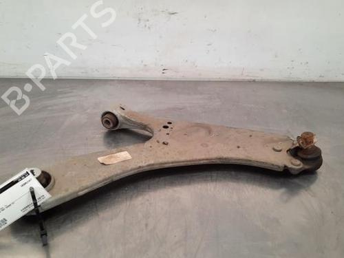 Used Right front suspension arm CITROËN C4 III (BA_, BB_, BC_) BLUEHDI 110 (BBYHSA) (110 hp) 20150526