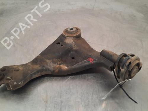 Used Right front suspension arm MERCEDES-BENZ VITO Van (W447) 114 CDI (447.601, 447.603, 447.605) (136 hp) 23617189