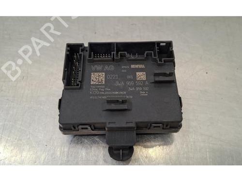 Electronic module SKODA SUPERB IV Estate (NZ5) 2.0 TDI | BP38192530M83 - Image 2