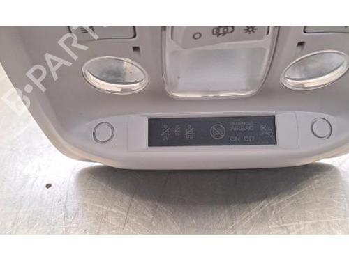 Interior roof light PEUGEOT EXPERT Van (V_) 1.5 BlueHDi 120 | BP23640329I8 