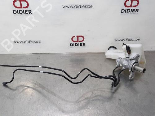 Used Brake master cylinder CITROËN C4 III (BA_, BB_, BC_) 1.2 PureTech 155 (BAHNNB, BAHNJD) (155 hp) 10890869