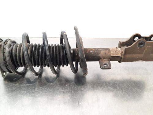 Used Left front shock absorber PEUGEOT 3008 II SUV (MC_, MR_, MJ_, M4_) 1.2 THP/ PureTech 130 (MRHNSM, MRHNSU, MRHNSJ, MRHNYW,... (131 hp) 15789217