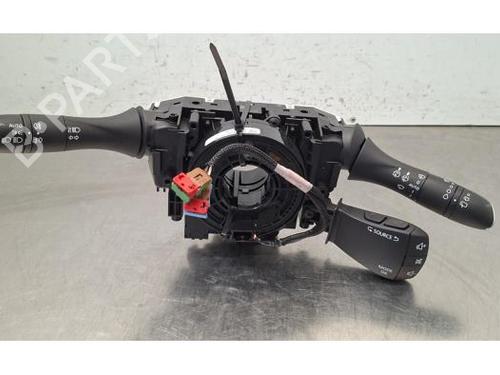 steering-column-stalk-renault-megane-iv-hatchback-b9amn_-2015-39645993 main image