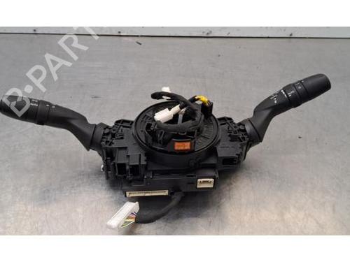 Mando intermitentes / limpia Mando intermitentes / limpia TOYOTA YARIS (_P21_, _PA1_, _PH1_) 1.5 Hybrid (MXPH10, MXPH11) (116 hp) 37038470 37038470
