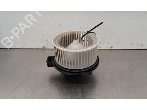 Used Heater blower motor MAZDA CX-5 (KF) 2.0 (165 hp) 30806713