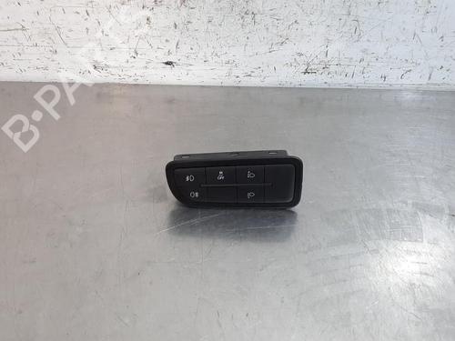 Forlygtekontakt Forlygtekontakt FIAT TIPO Estate (356_, 357_) 1.5 T4 Hybrid (131 hp) 34199617 34199617