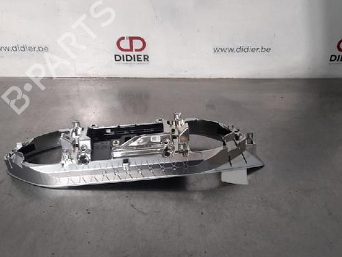 Used Display monitor Display monitor PEUGEOT 308 II (LB_, LP_, LW_, LH_, L3_) 1.5 BlueHDI 100 (102 hp) 10887450 10887450