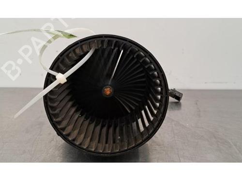 Used Heater blower motor PEUGEOT 308 III (FB_, FH_, FP_, F3_, FM_) PureTech 130 (FPHNSL, FPHNST) (131 hp) 26915848