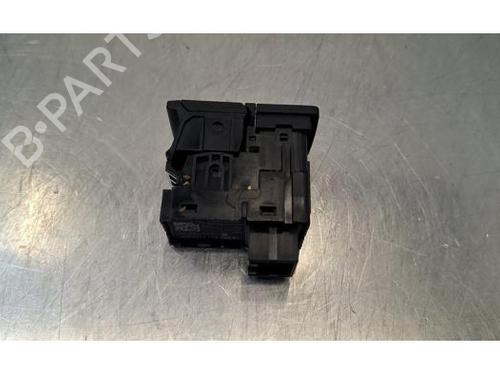 Switch AUDI Q3 Sportback (F3N) 35 TDI quattro | BP39230849I30 - Image 2