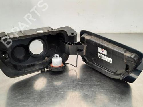 Fuel flap PEUGEOT 5008 II (MC_, MJ_, MR_, M4_) 1.2 THP (MRHNYH, MRHNYW, MRHNSJ, MRHNSU, MRHNSM) | BP23605463C131 