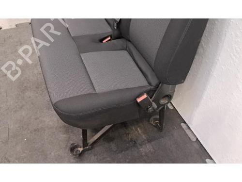 Right front seat RENAULT MASTER III Van (FV) 2.3 dCi 145 FWD (FV0E, FV0F, FV0H, FV02, FV0M, FV0S,... | BP39235132C16 - Image 4