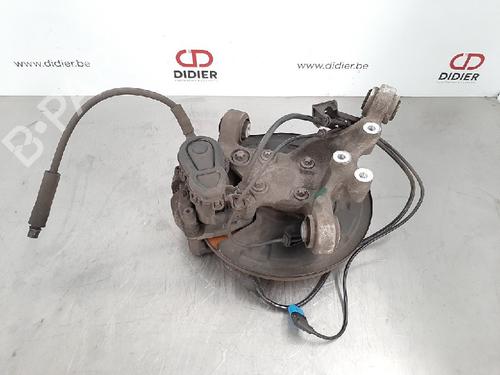 Used Right rear steering knuckle MERCEDES-BENZ GLA-CLASS (X156) GLA 200 (156.943) (156 hp) 10879570