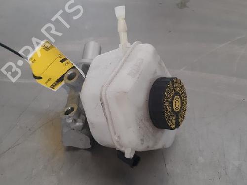 Used Brake master cylinder BMW 1 (F20) 116 d (116 hp) 10870571