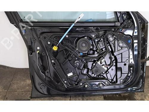 Left front door BMW 1 (F40) 118 i | BP31273155C2 