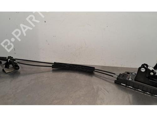 Used Gear lever VW GOLF VIII (CD1, DA1) 1.5 TSI (131 hp) 24116520